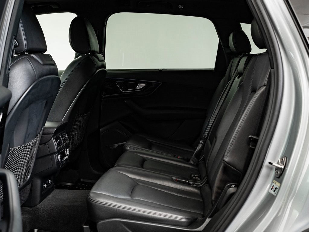 Used 2018 Audi Q7 3.0T Prestige w/ Prestige Package image 46