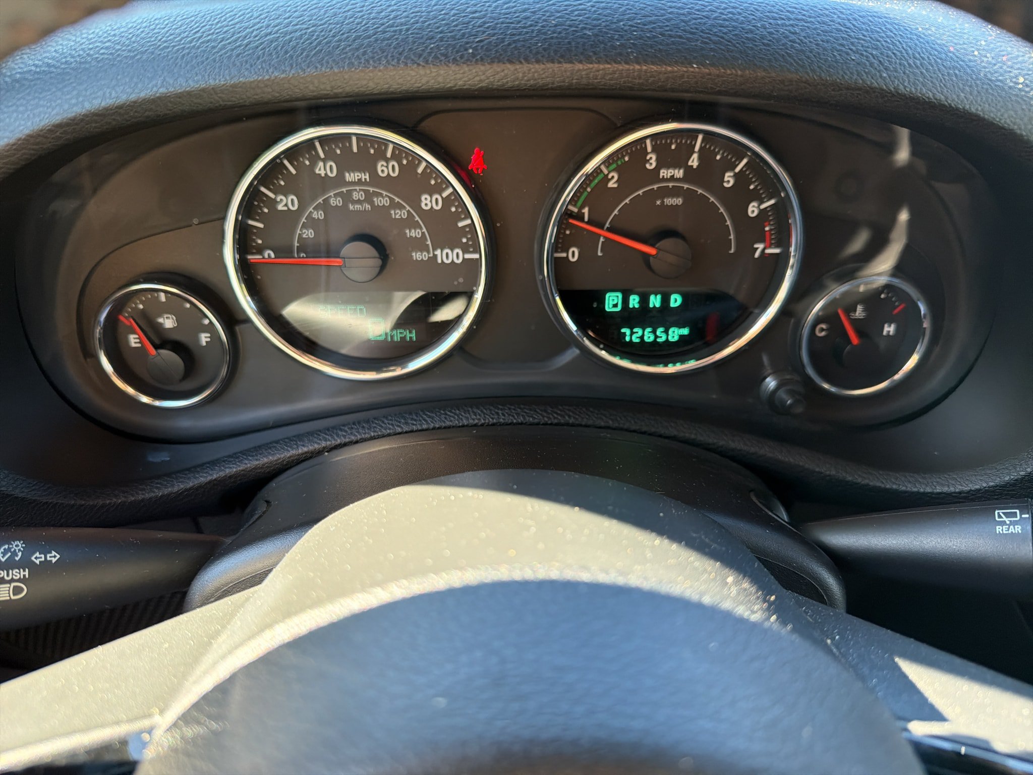 Used 2015 Jeep Wrangler Unlimited Sahara AWD/4WD image 11