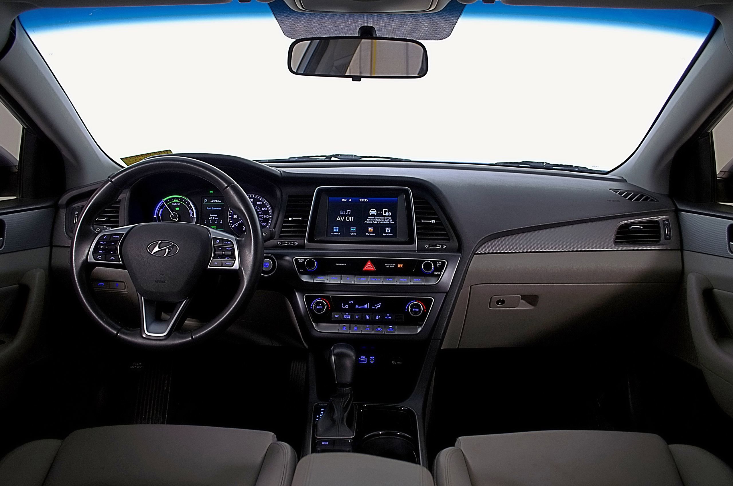 Used 2018 Hyundai Sonata SE image 13