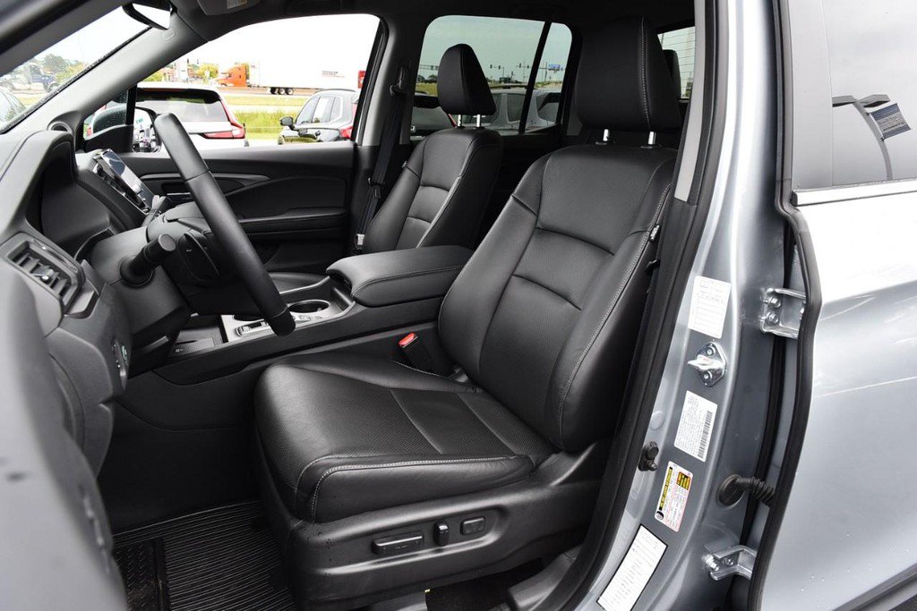 Certified 2025 Honda Ridgeline RTL image 25