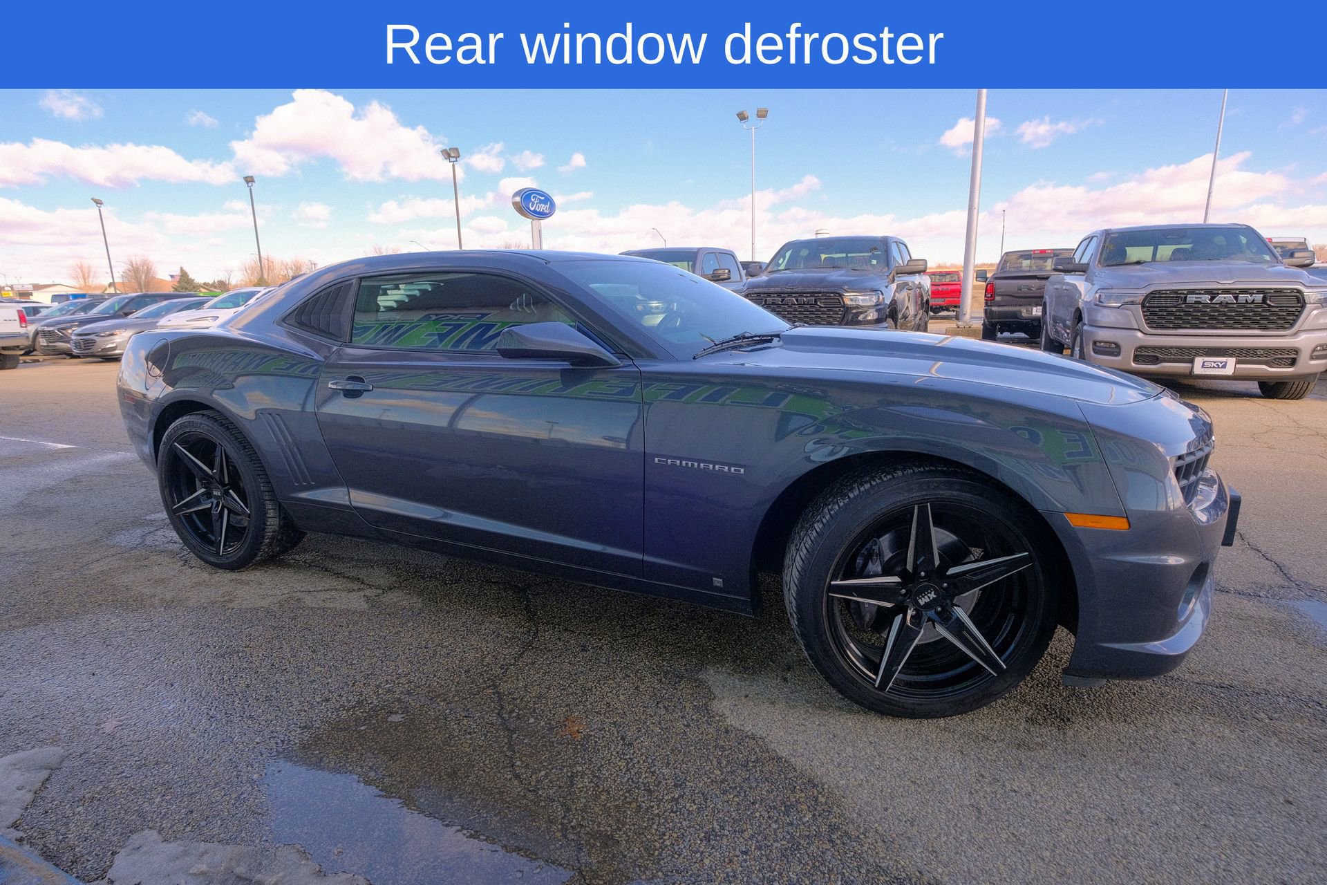 Used 2010 Chevrolet Camaro SS image 12