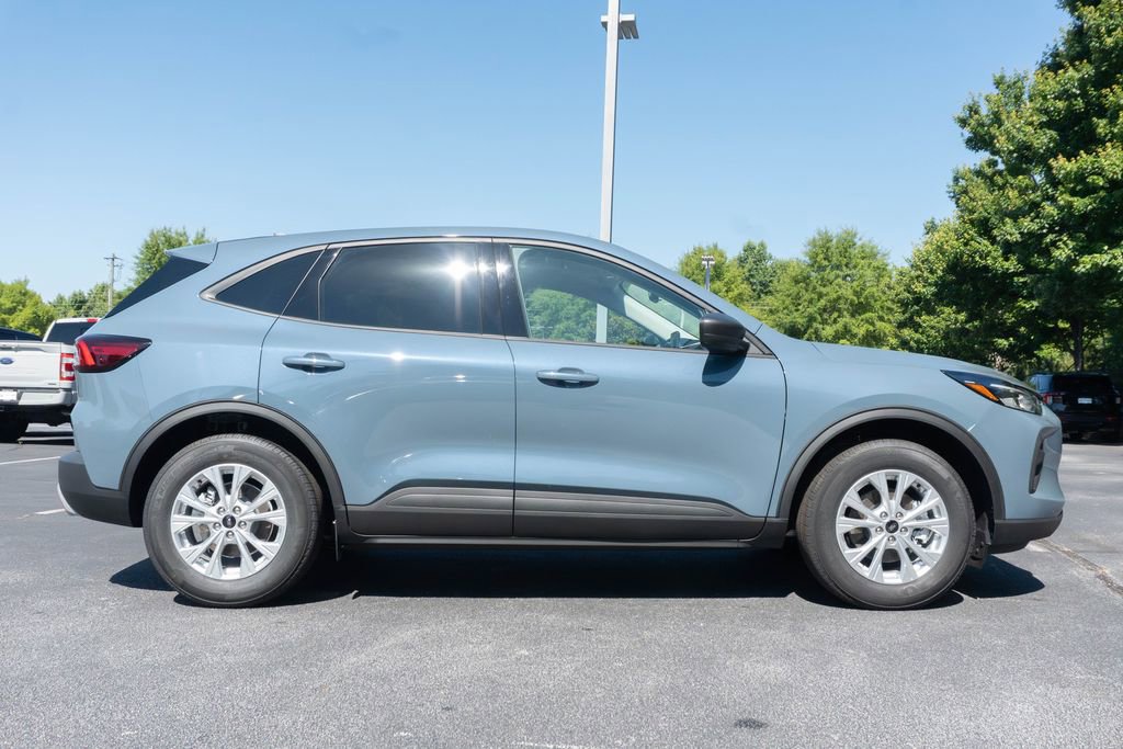 New 2026 Ford Escape Active FWD image 12