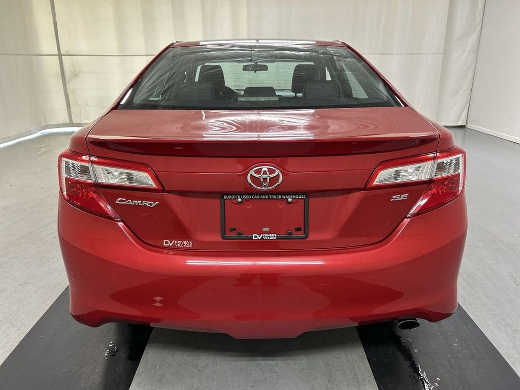 Used 2013 Toyota Camry SE FWD image 19