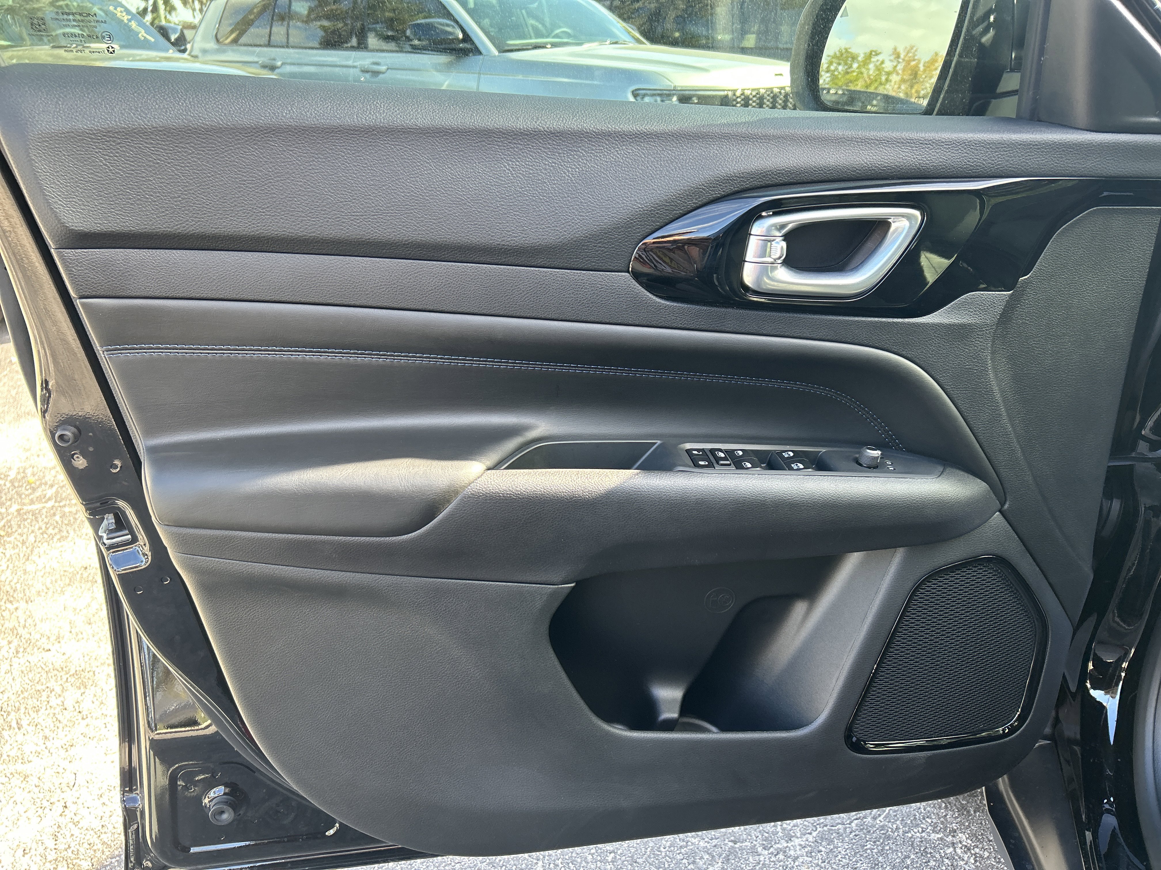 New 2026 Jeep Compass Latitude image 11