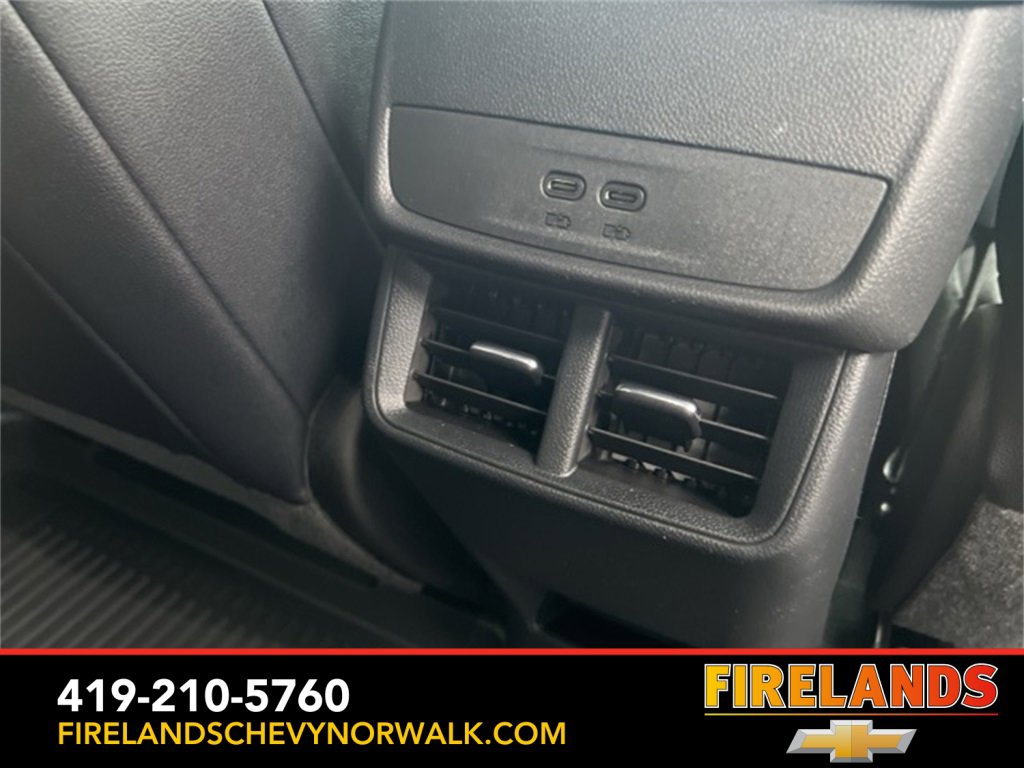 New 2026 Chevrolet Equinox LT w/ Convenience Package II image 37