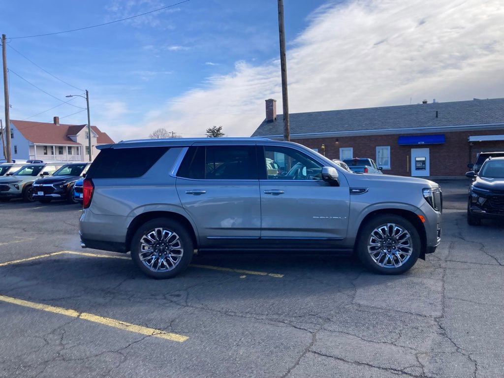 Used 2023 GMC Yukon Denali Ultimate AWD/4WD image 30