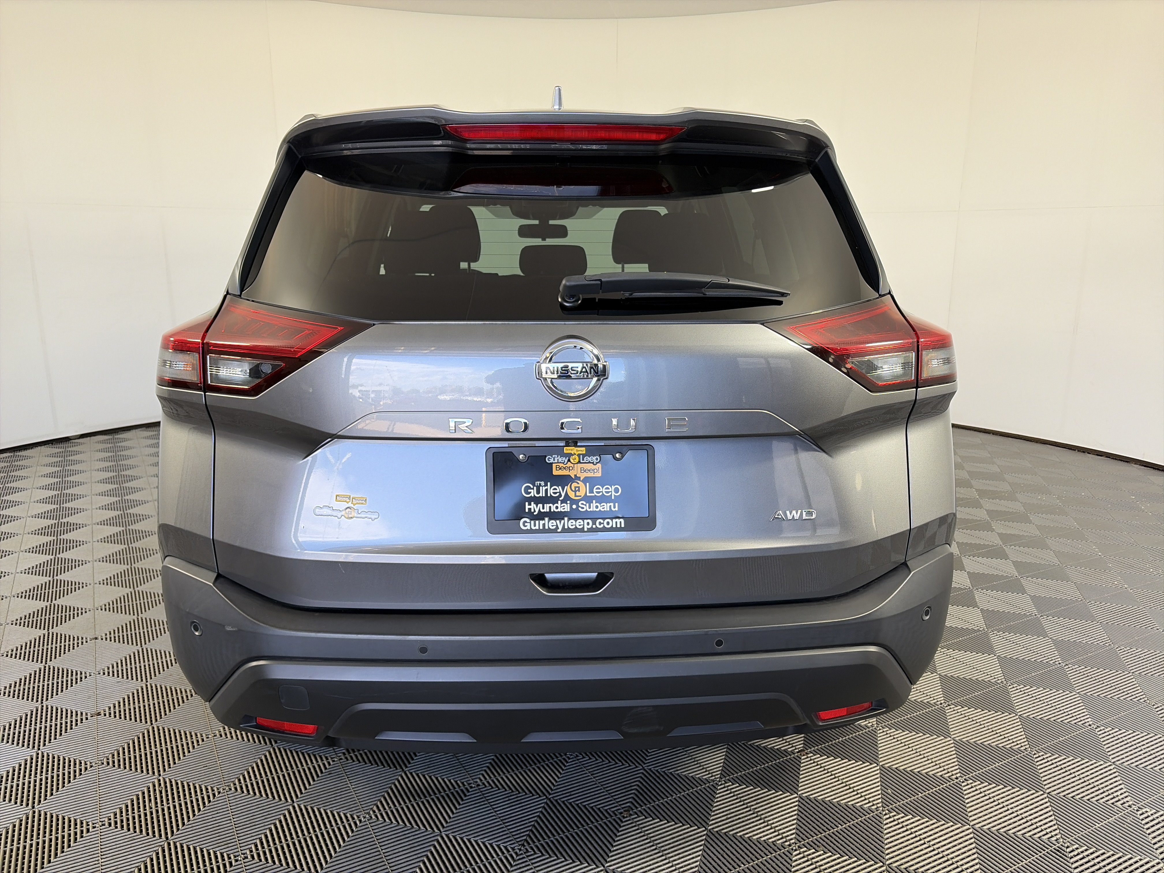 Used 2021 Nissan Rogue S AWD/4WD image 9