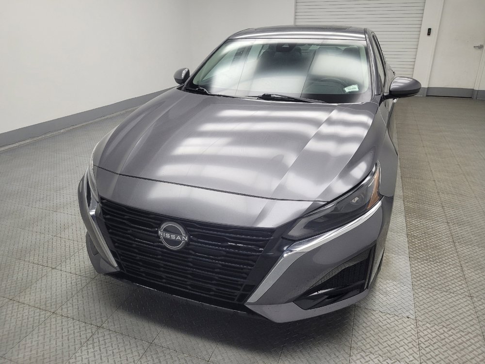 Used 2023 Nissan Altima 2.5 SV w/ SV Premium Package image 15