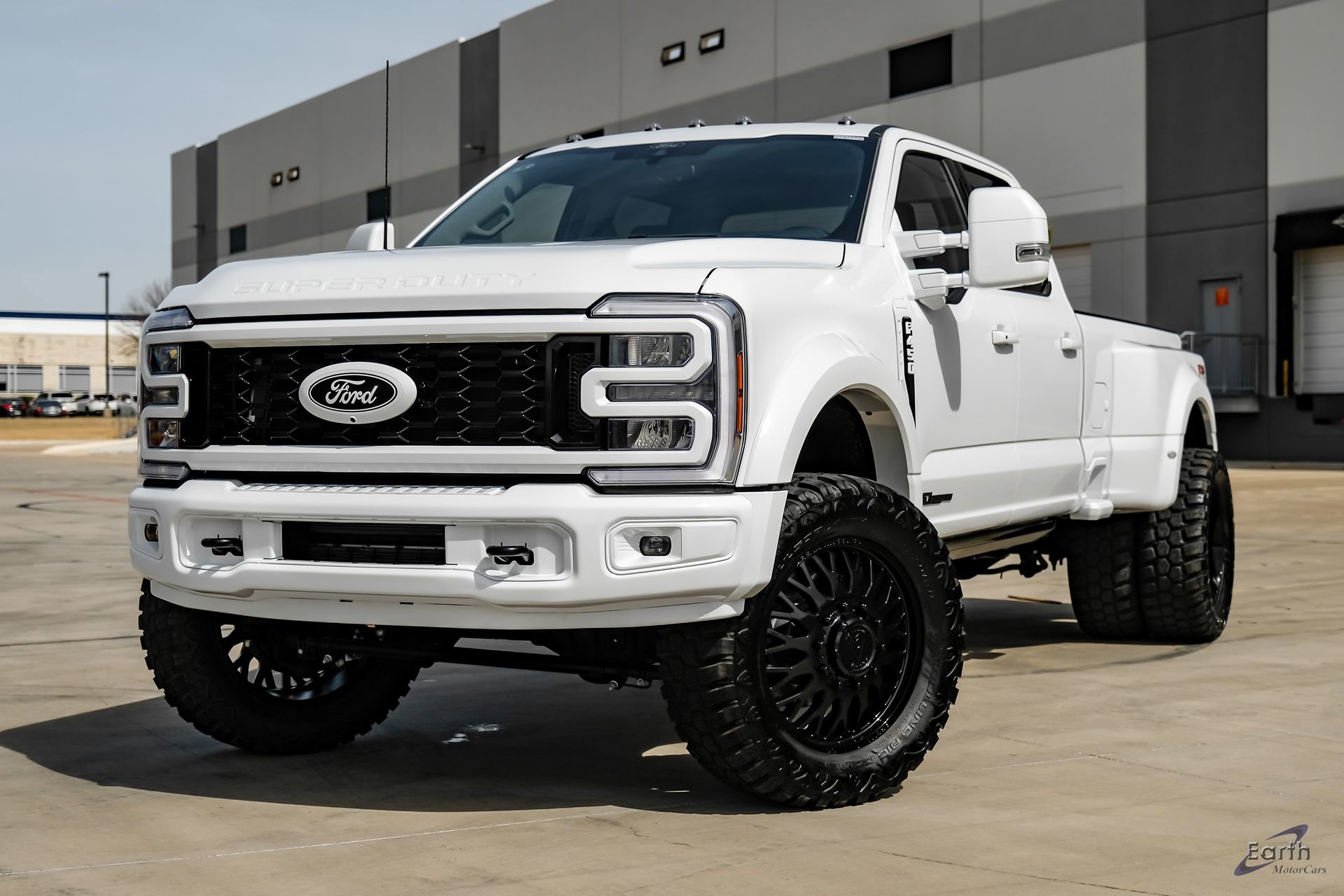 Used 2026 Ford F450 Lariat w/ FX4 Off-Road Package image 5