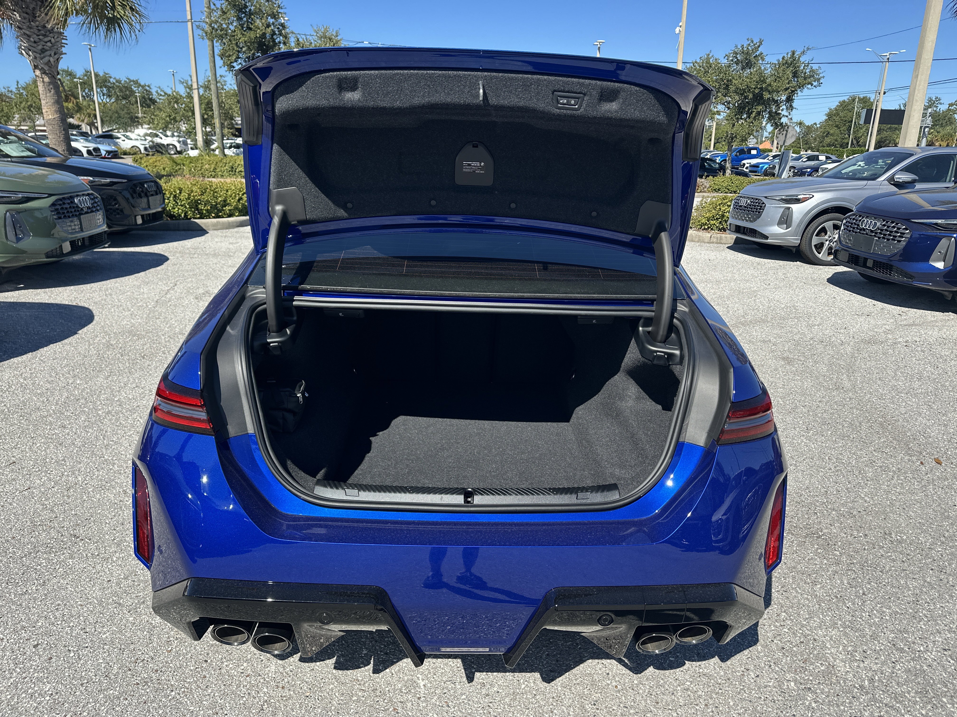 Used 2026 BMW M5 w/ Carbon Package image 6