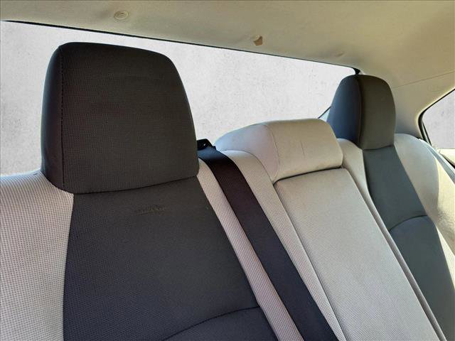 Used 2022 Toyota Corolla LE FWD image 22