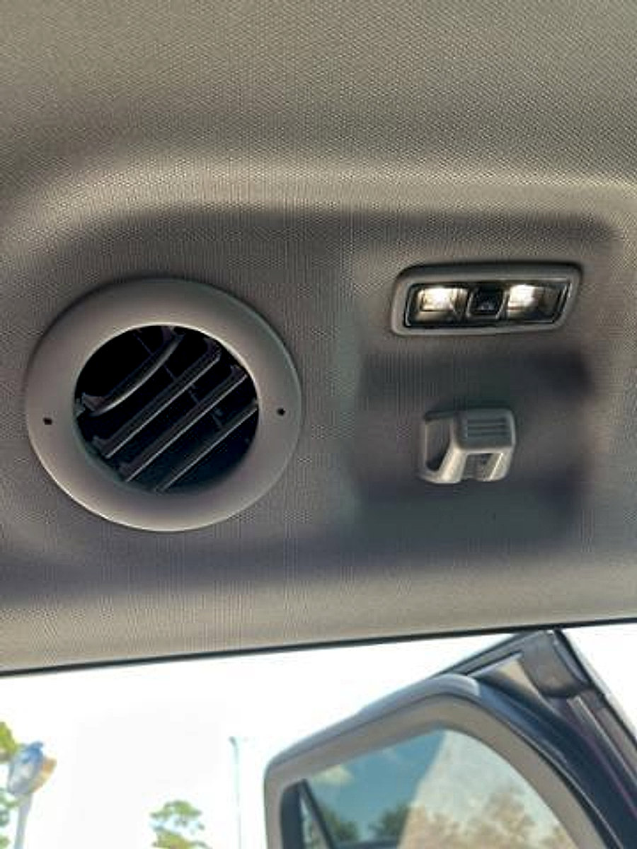 Used 2023 Ford Explorer XLT w/ Equipment Group 202A image 26