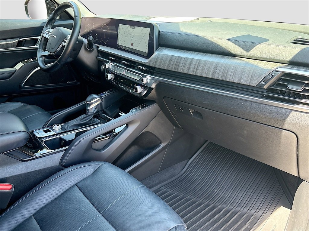 Used 2023 Kia Telluride SX image 32
