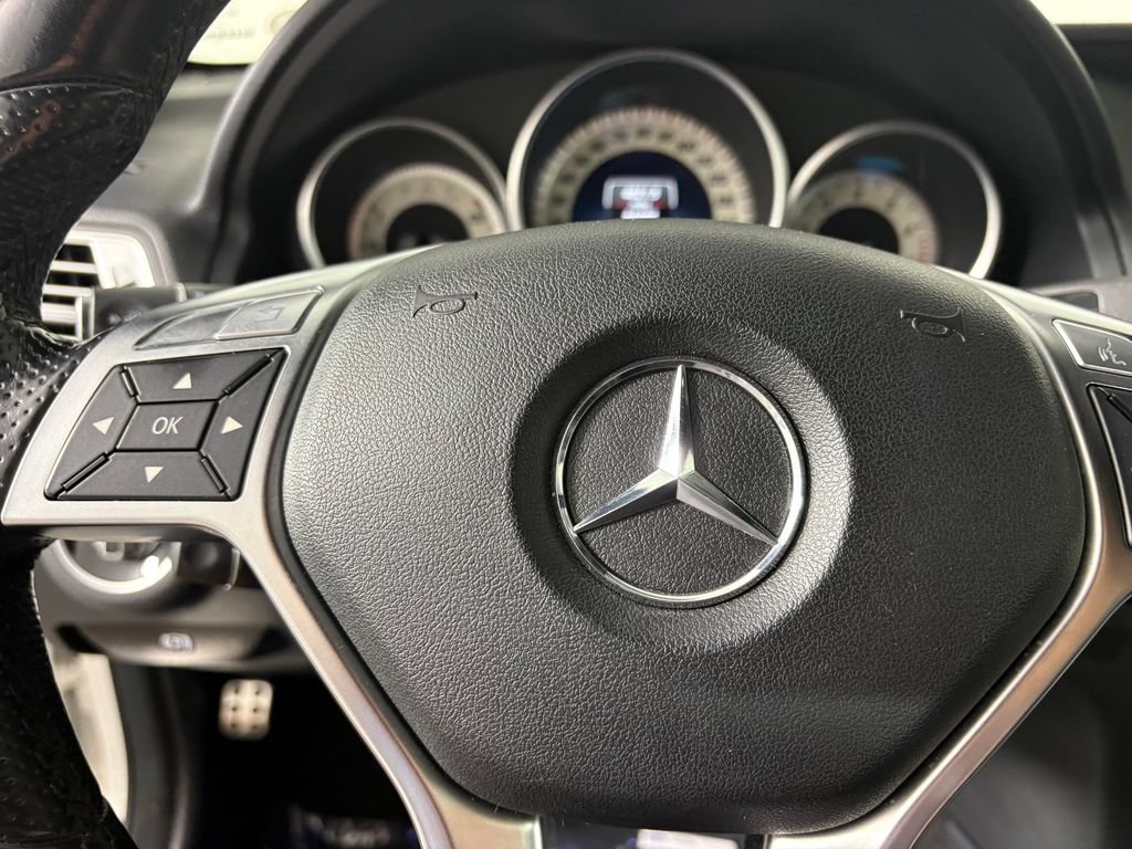 Used 2015 Mercedes-Benz E 550 Cabriolet image 24