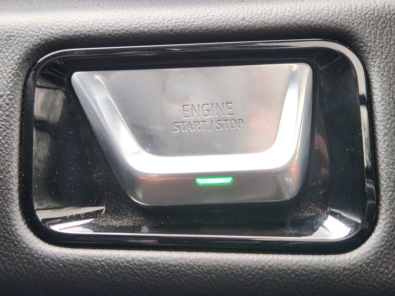 Used 2026 GMC Yukon AT4 w/ AT4 Premium Package AWD/4WD image 19
