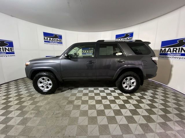 Used 2022 Toyota 4Runner SR5 Premium w/ Moonroof Package image 10