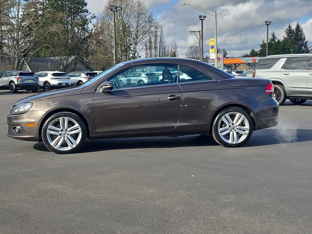 Used 2013 Volkswagen Eos Executive image 6