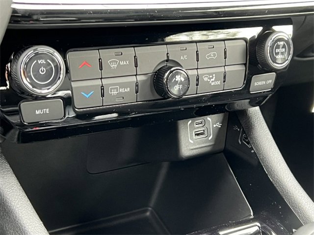 New 2026 Jeep Compass Latitude image 23