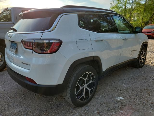 Used 2024 Jeep Compass Limited image 6