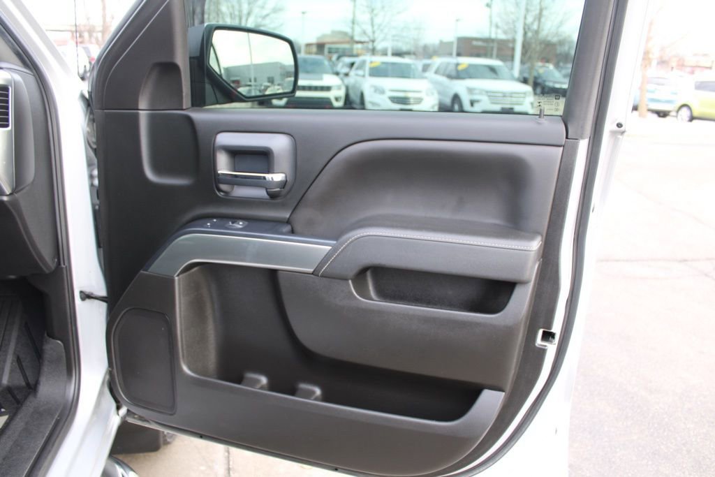 Used 2018 Chevrolet Silverado 1500 LT w/ All Star Edition image 20