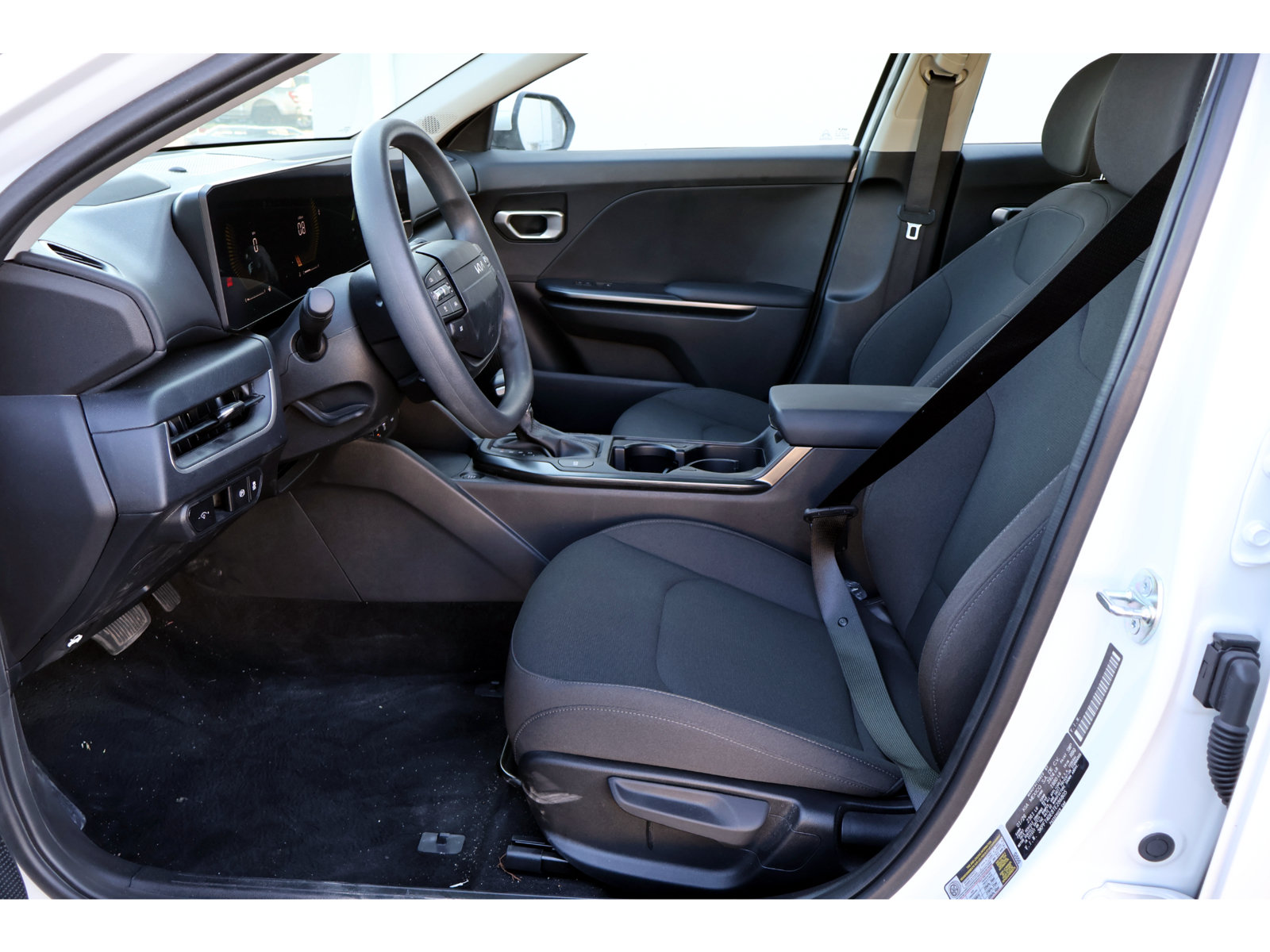 Used 2026 Kia K4 FWD image 21