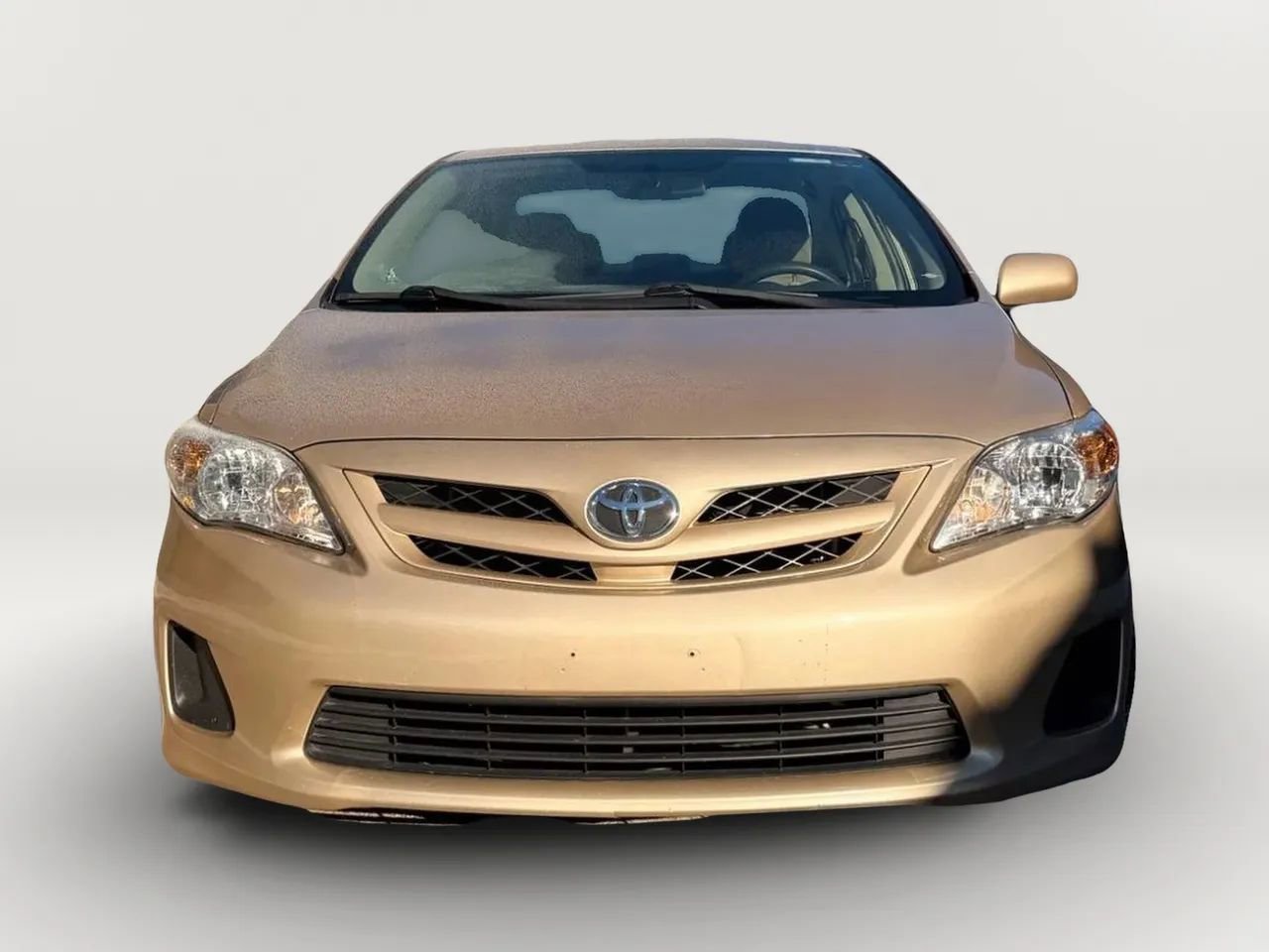 Used 2012 Toyota Corolla LE image 2
