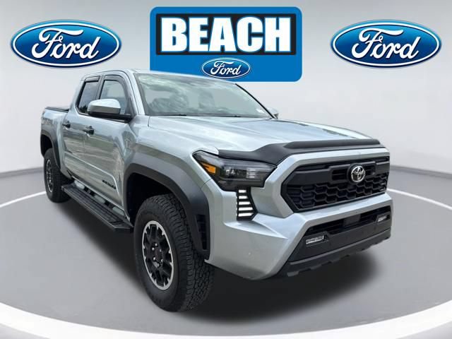 Used 2025 Toyota Tacoma TRD Off-Road w/ TRD Off Road Upgrade Package AWD/4WD image 1