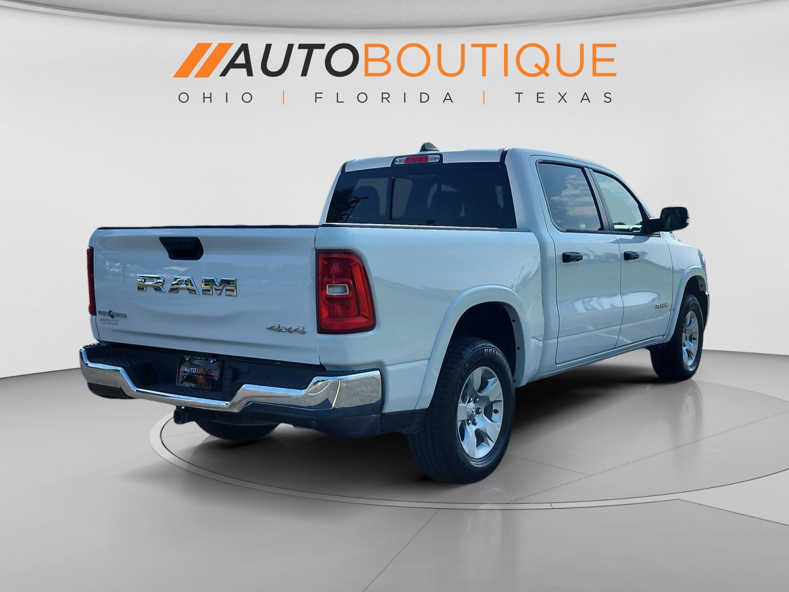 Used 2025 RAM 1500 Lone Star AWD/4WD image 6