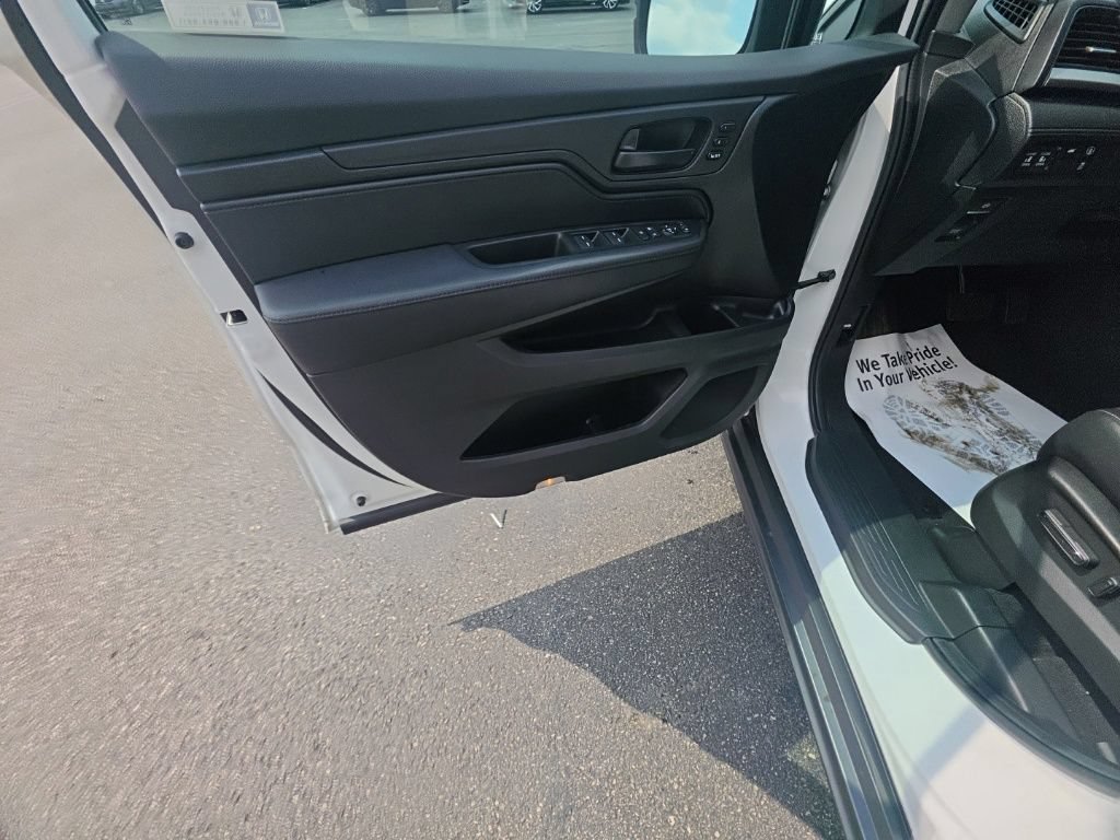 Certified 2024 Honda Odyssey EX-L image 11