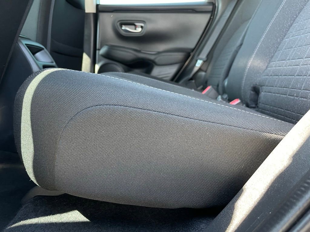 Certified 2025 Honda HR-V LX image 39