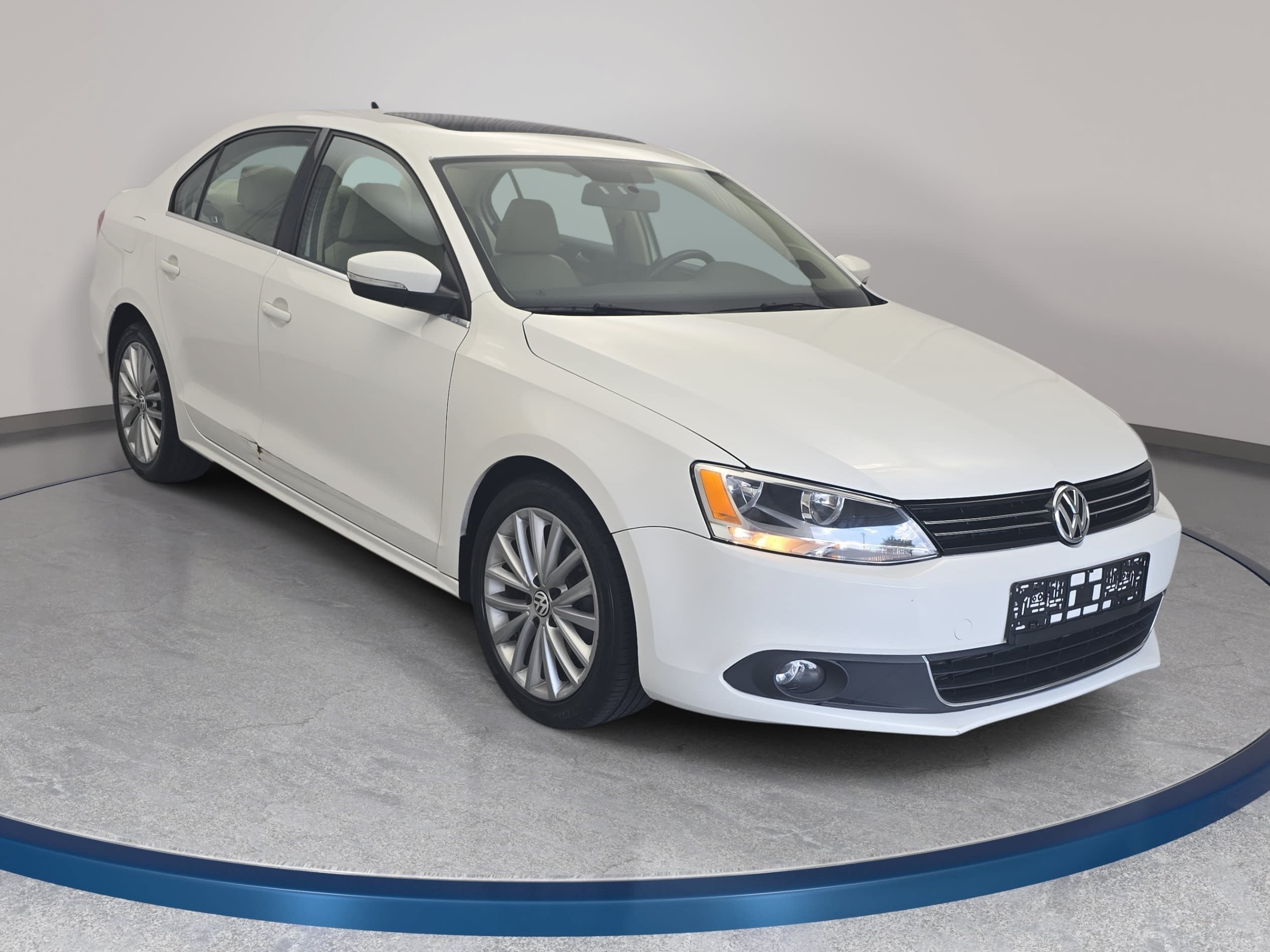 Used 2014 Volkswagen Jetta TDI FWD image 3