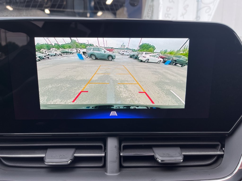 New 2026 Chevrolet Trax RS w/ Driver Confidence Package FWD image 19