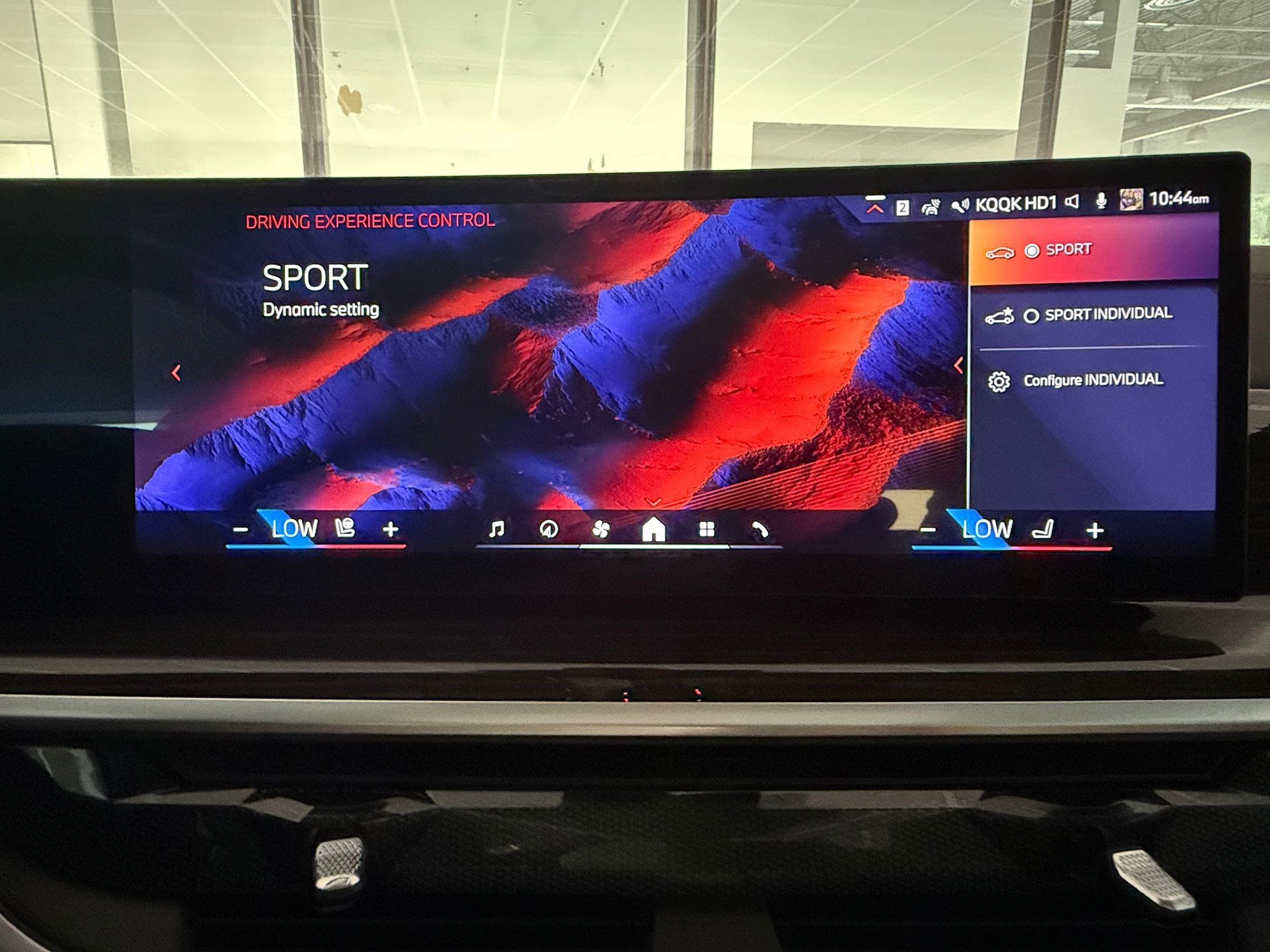 Used 2024 BMW X5 xDrive40i w/ Parking Assistance Package image 24