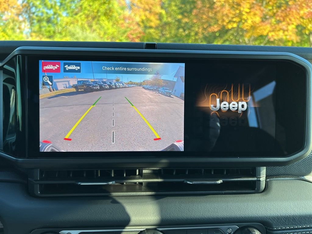 New 2025 Jeep Gladiator Rubicon image 25