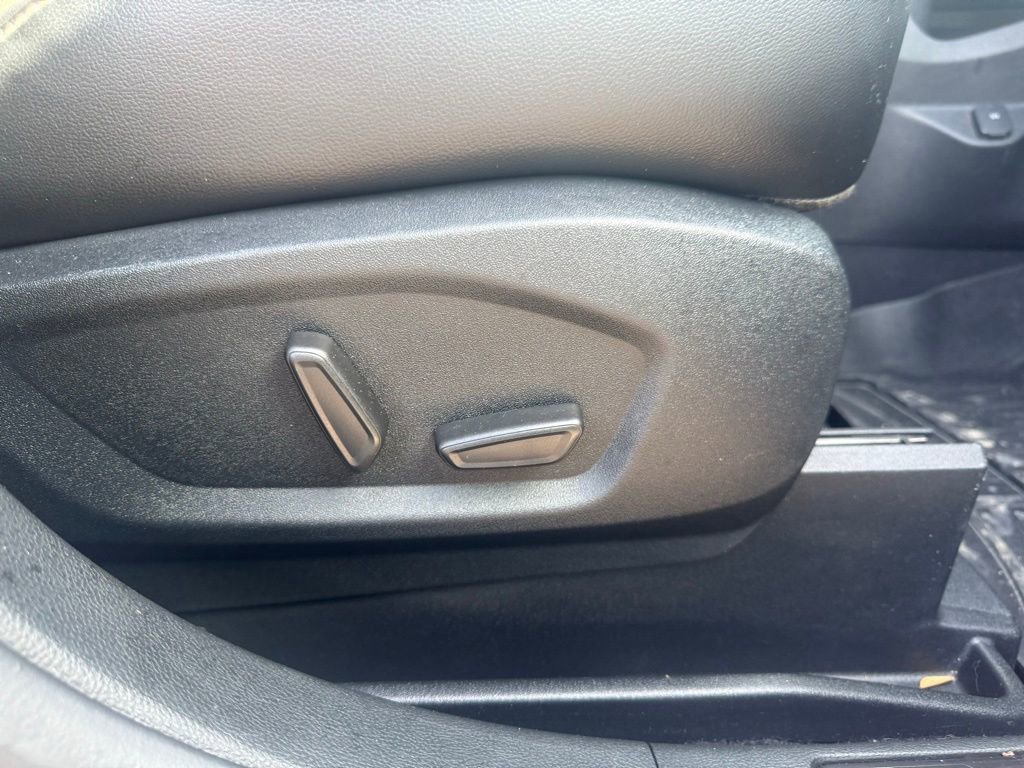 Used 2019 Ford Explorer Limited w/ Class III Trailer Tow Package image 14