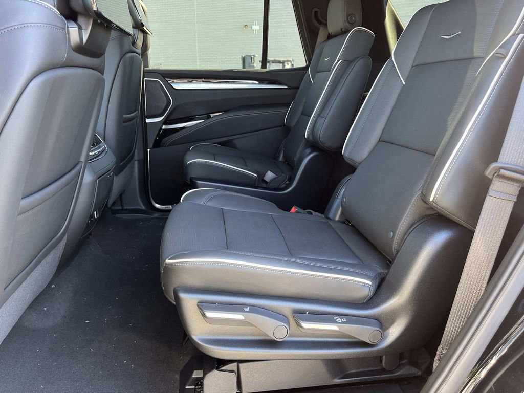 New 2026 Cadillac Escalade Luxury w/ Touring Package image 22