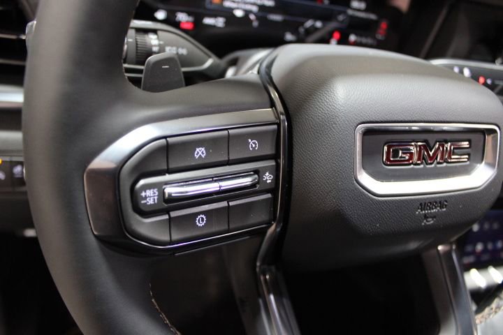 New 2026 GMC Terrain AT4 w/ Convenience Package III image 33