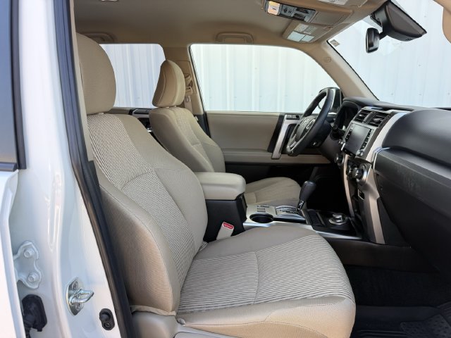 Used 2023 Toyota 4Runner SR5 AWD/4WD image 28