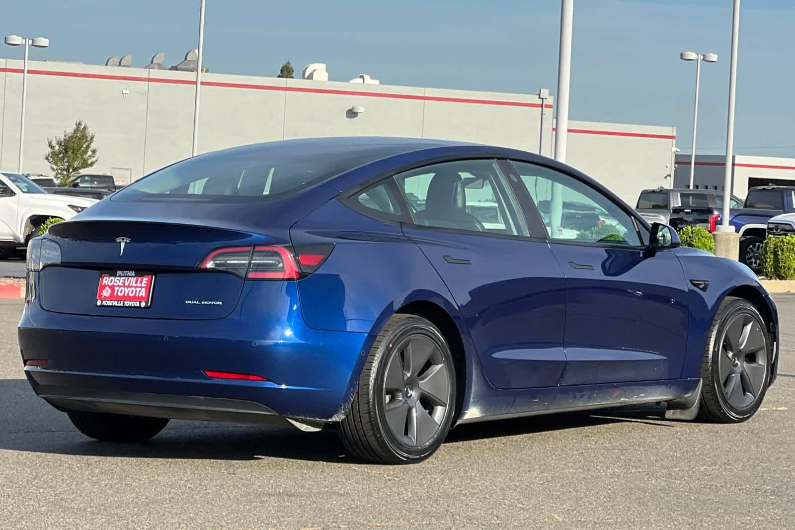 Used 2022 Tesla Model 3 Long Range image 2