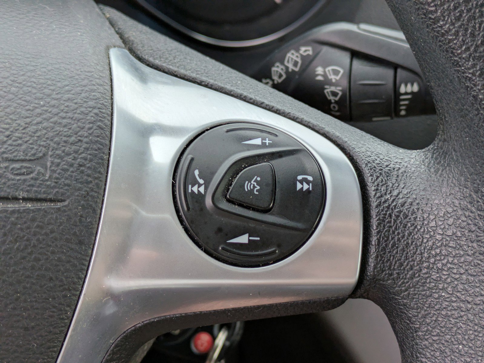 Used 2016 Ford Escape SE AWD/4WD image 19