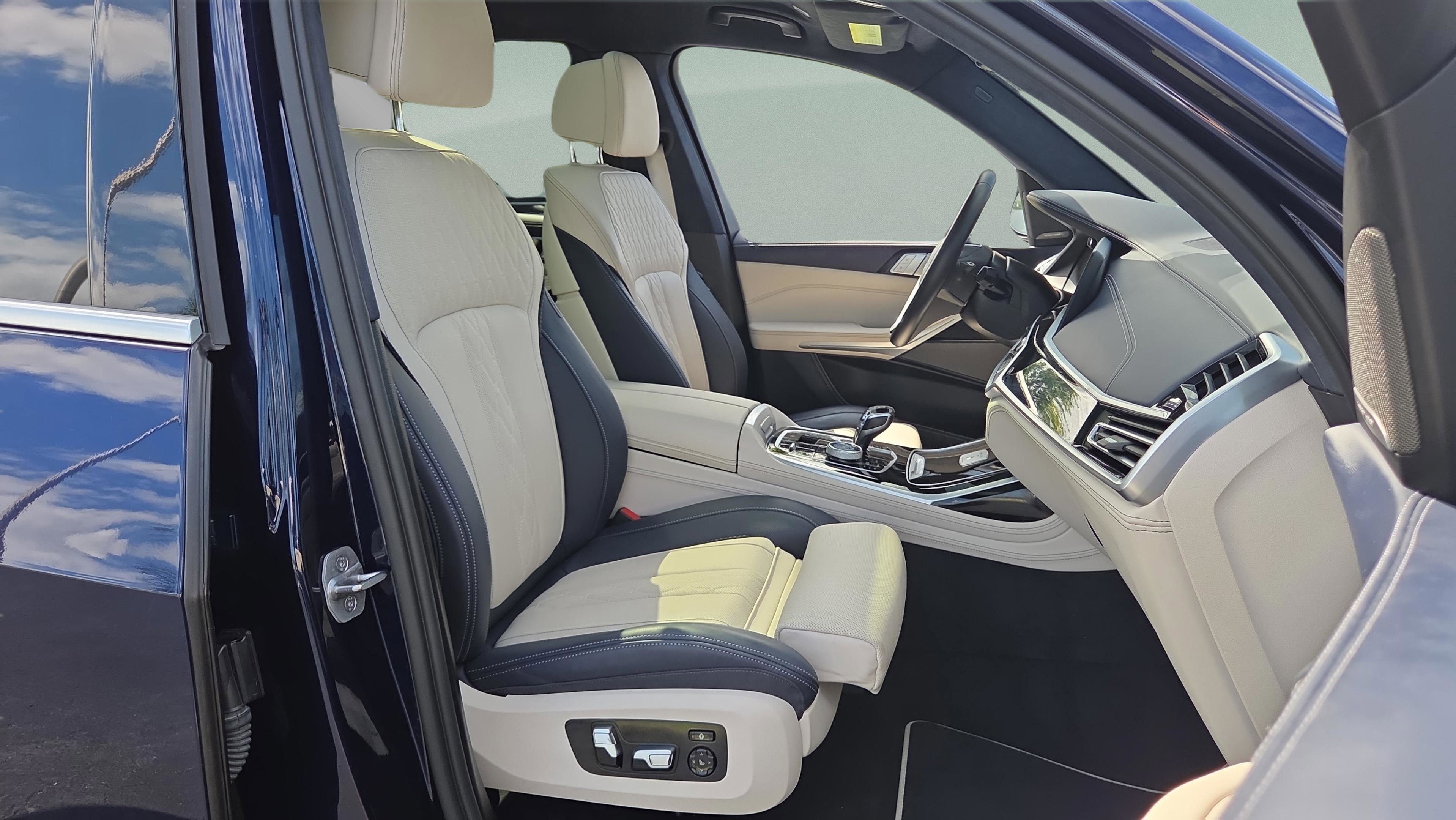 Certified 2022 BMW ALPINA XB7 AWD/4WD image 18