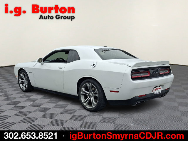 Used 2021 Dodge Challenger R/T RWD image 4
