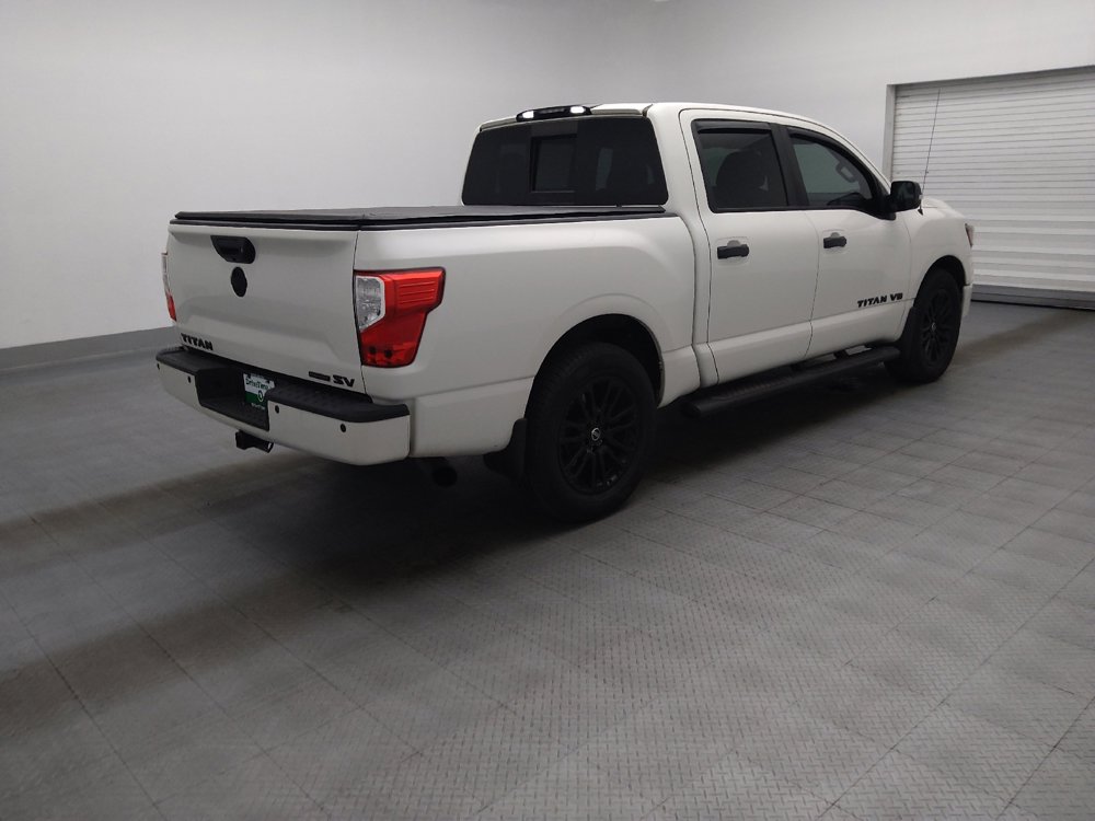 Used 2018 Nissan Titan SV w/ SV Convenience Package RWD image 10