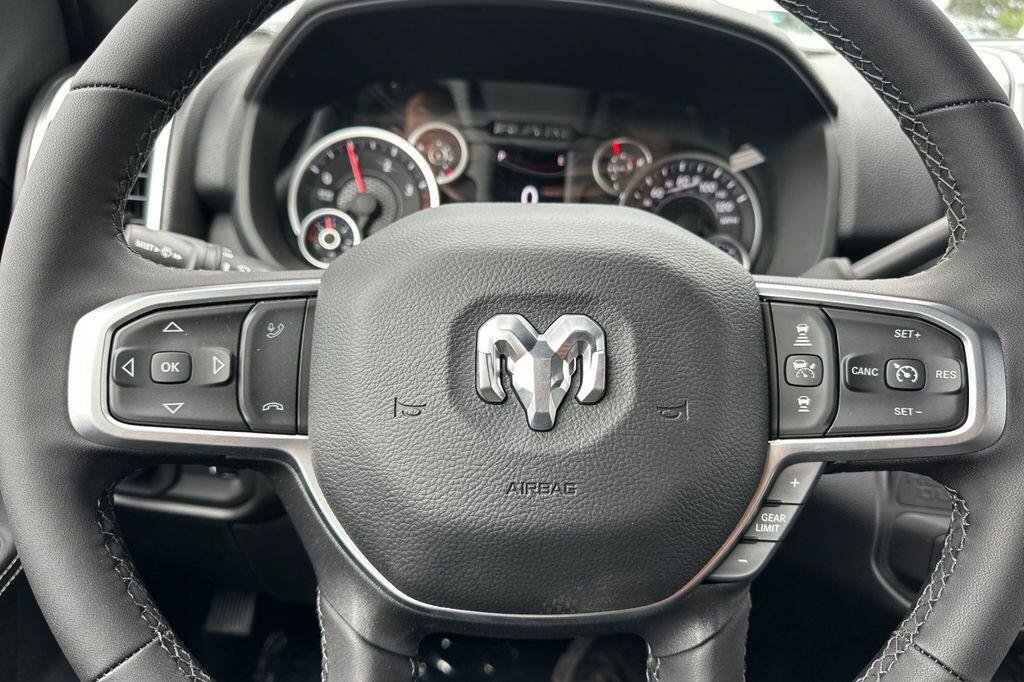New 2026 RAM 2500 Big Horn AWD/4WD image 23