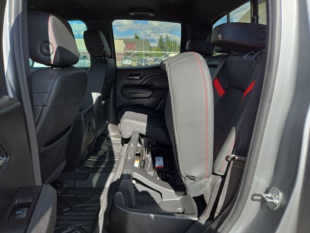 Used 2025 Chevrolet Colorado Z71 w/ Z71 Convenience Package 2 AWD/4WD image 29
