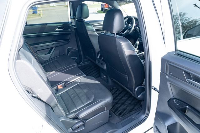 Used 2020 Volkswagen Atlas Cross Sport SEL Premium AWD/4WD image 39