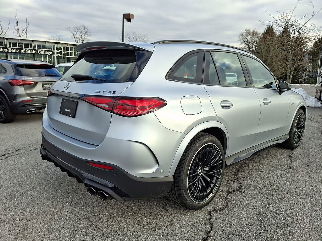 New 2026 Mercedes-Benz GLC 43 AMG 4MATIC image 9