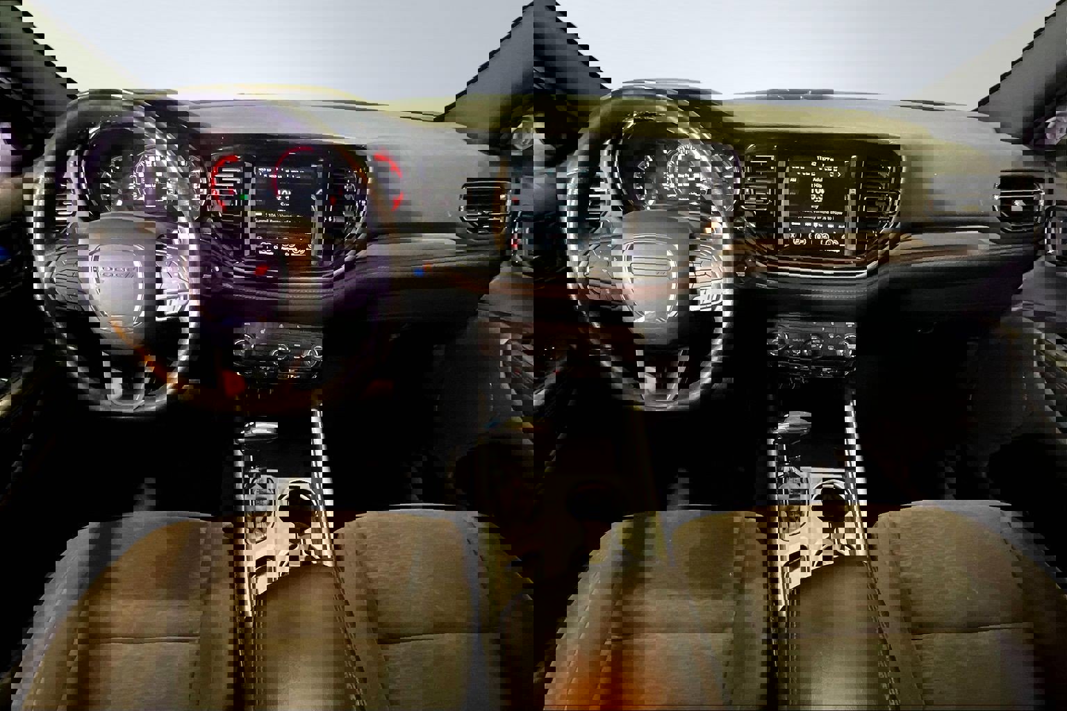 Used 2023 Dodge Durango GT image 7