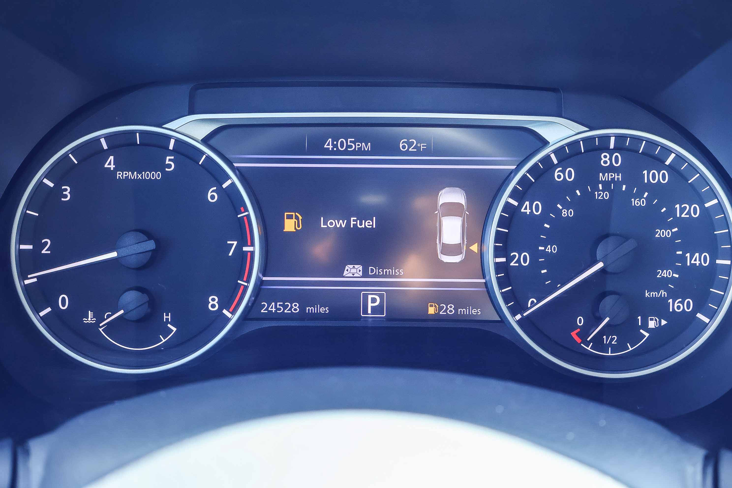 Used 2021 Nissan Sentra SR w/ SR Premium Package FWD image 13