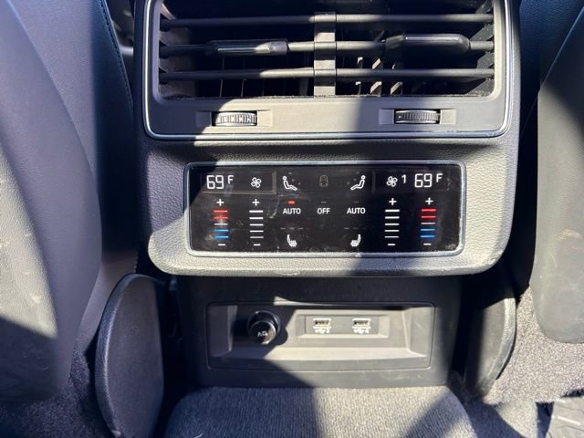 Used 2020 Audi Q8 Prestige image 16